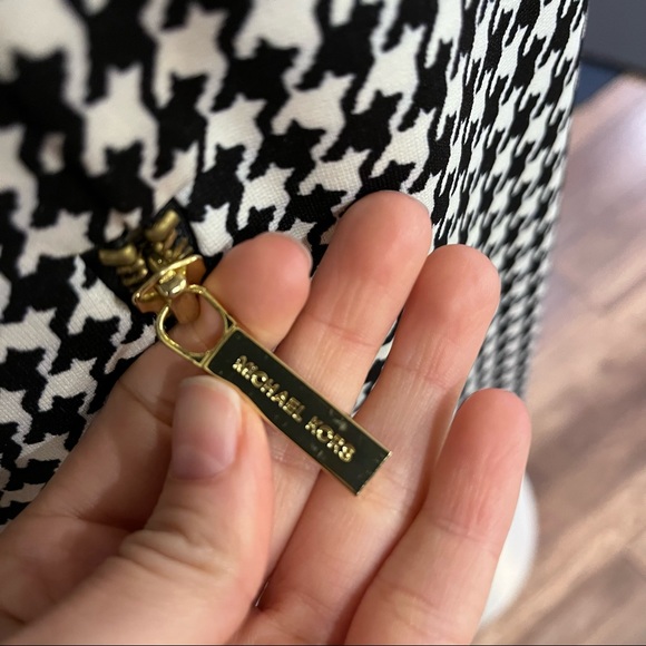 Michael Kors NEVER WORN Houndstooth dress! - Picture 3 of 7